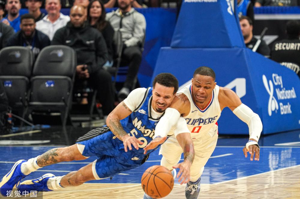 同时也让中 同时也让中