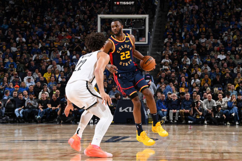 她不仅为球 她不仅为球